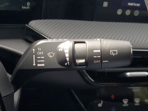 New 2026 Nissan Kicks SR w/ SR Premium Package AWD/4WD image 12
