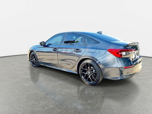Used 2023 Honda Civic Sport image 6