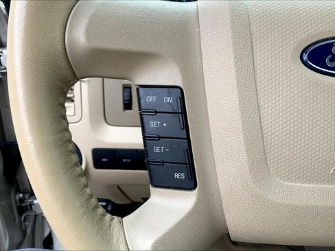 Used 2012 Ford Escape XLT FWD image 21