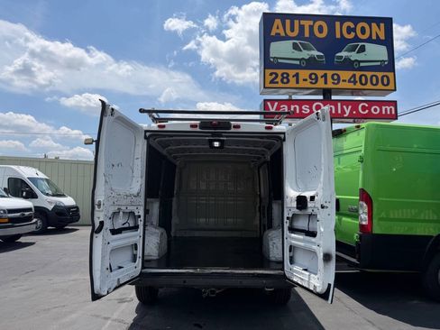 Used 2021 RAM ProMaster 2500 FWD image 11