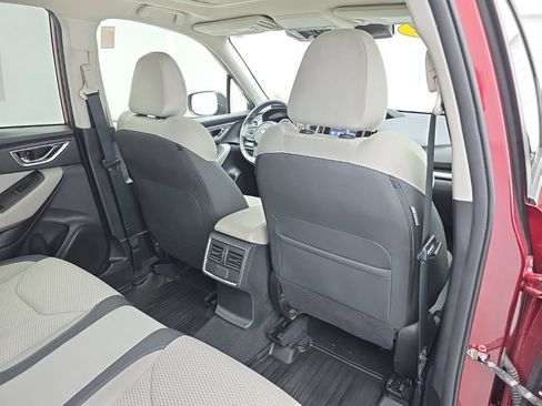 Used 2024 Subaru Forester Premium AWD/4WD image 43