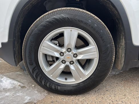 Used 2022 Chevrolet Trax LT w/ Driver Confidence Package image 40