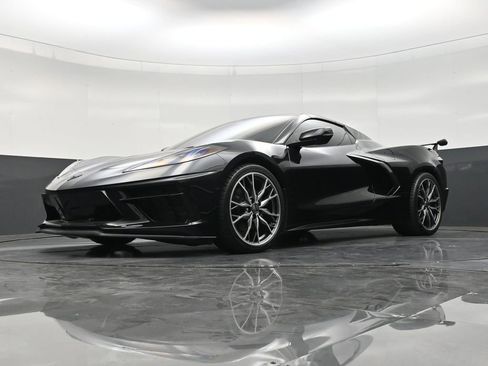 Used 2024 Chevrolet Corvette Stingray Premium Conv w/ Stealth Interior Trim Package RWD image 20