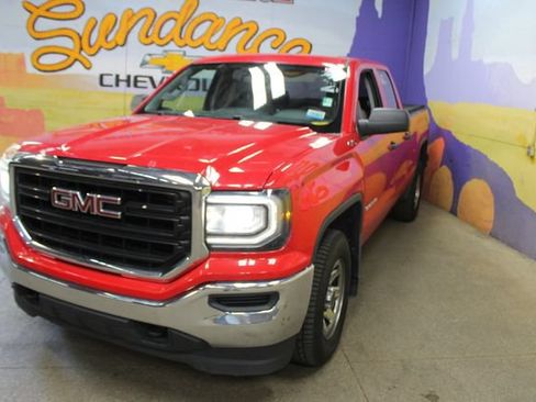 Used 2018 GMC Sierra 1500 4x4 Double Cab w/ Sierra Convenience Package image 4