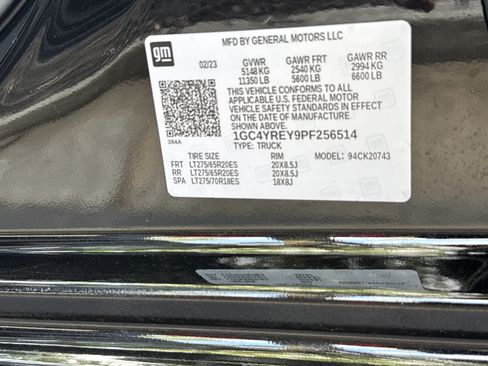 Used 2023 Chevrolet Silverado 2500 High Country AWD/4WD image 33