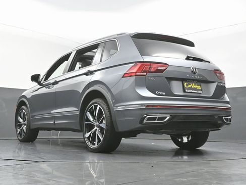 Used 2024 Volkswagen Tiguan SEL R-Line image 5