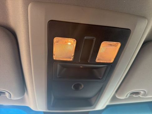 Used 2021 RAM 1500 Tradesman w/ Chrome Appearance Group AWD/4WD image 21