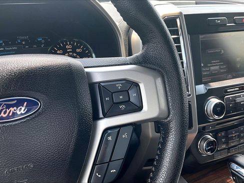 Used 2015 Ford F150 Lariat w/ Equipment Group 502A Luxury AWD/4WD image 20