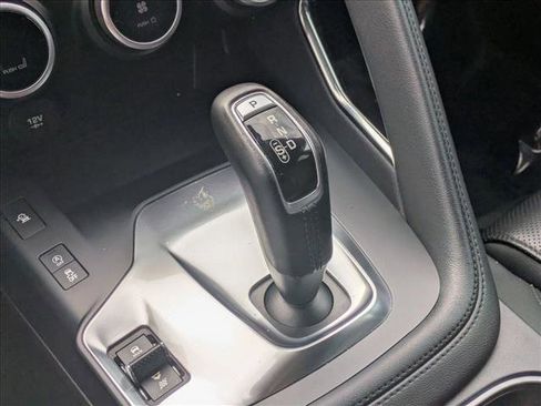 Used 2020 Jaguar E-PACE image 13