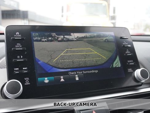 Used 2018 Honda Accord Sport image 4