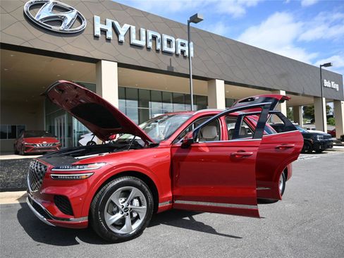 New 2026 Genesis GV70 2.5T Advanced image 9