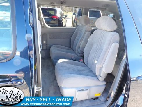 Used 2001 Toyota Sienna LE image 14