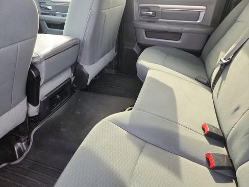 Used 2015 RAM 2500 SLT image 10