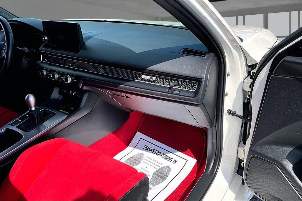 Used 2024 Honda Civic Type R image 17