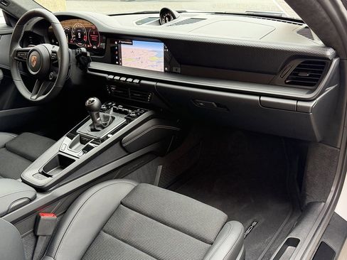 Certified 2025 Porsche 911 GT3 image 22