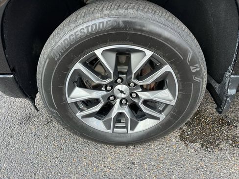 Used 2023 Chevrolet Silverado 1500 RST image 11