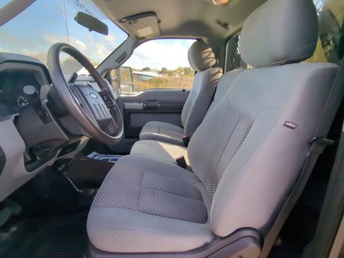 Used 2014 Ford F450 XLT image 13