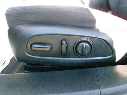 Used 2020 Chevrolet Malibu LT image 13