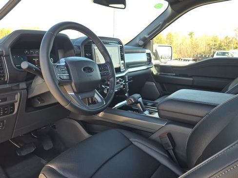 Used 2025 Ford F150 Lariat w/ Equipment Group 501A Mid image 24