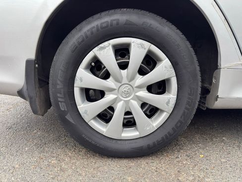 Used 2011 Toyota Corolla LE FWD image 10
