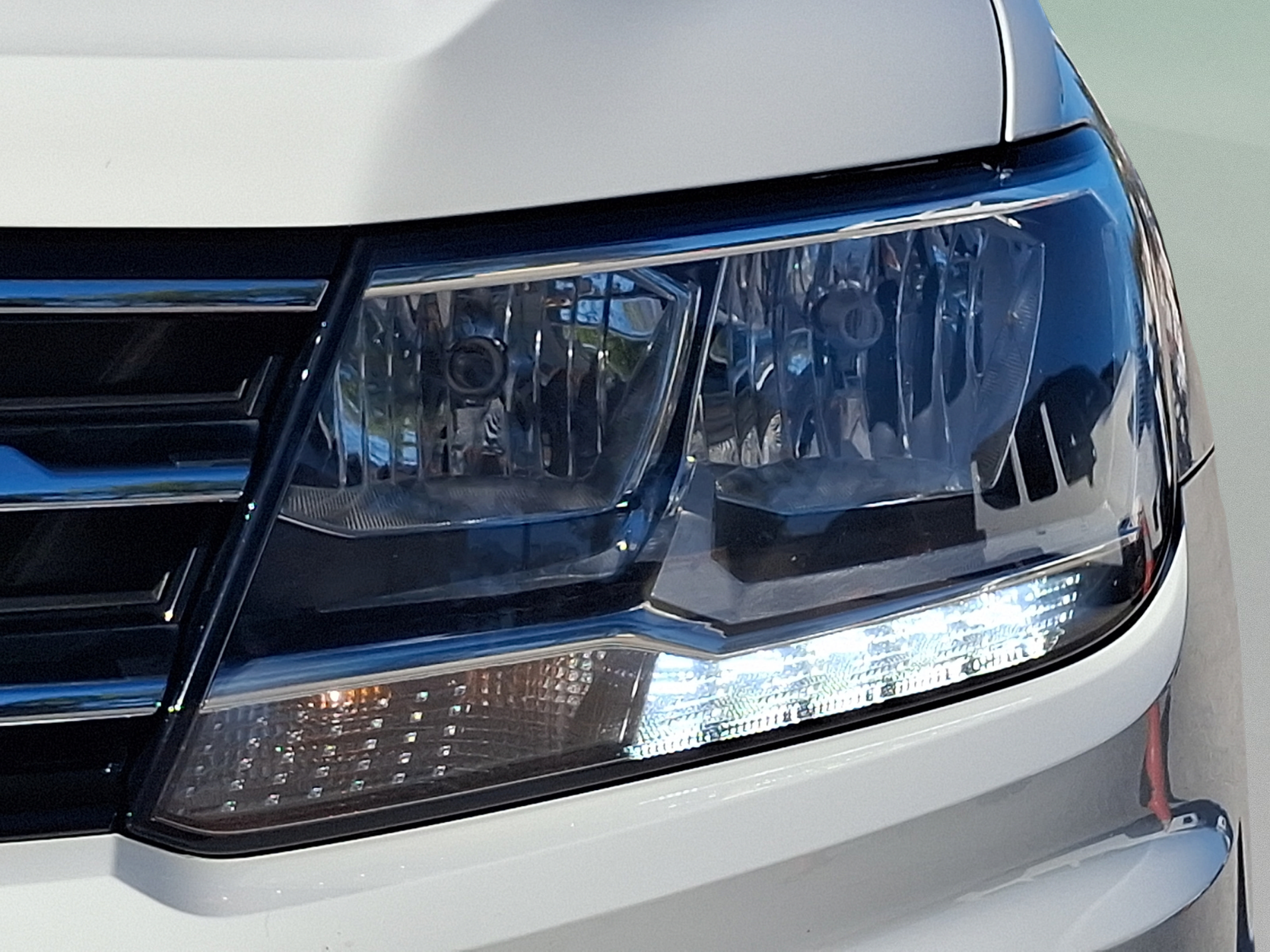 Used 2021 Volkswagen Tiguan SE w/ Panoramic Sunroof Package AWD/4WD image 25