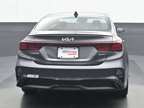Used 2023 Kia Forte GT-Line w/ GT-Line Premium Package FWD image 5