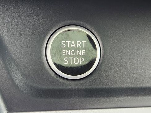 Used 2023 Audi Q3 2.0T Premium Plus w/ Premium Plus Package image 19