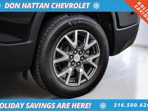 Used 2023 GMC Acadia SLE w/ Driver Convenience Package image 44