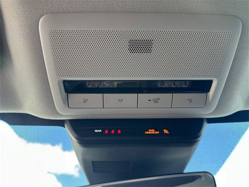 Used 2023 MAZDA CX-30 AWD 2.5 S w/ Select Package image 19