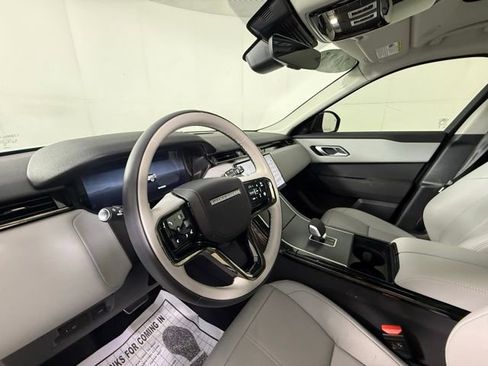 Used 2025 Land Rover Range Rover Velar Dynamic SE AWD/4WD image 15