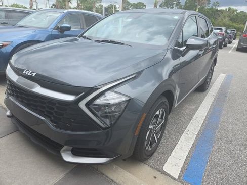 Certified 2023 Kia Sportage LX image 2