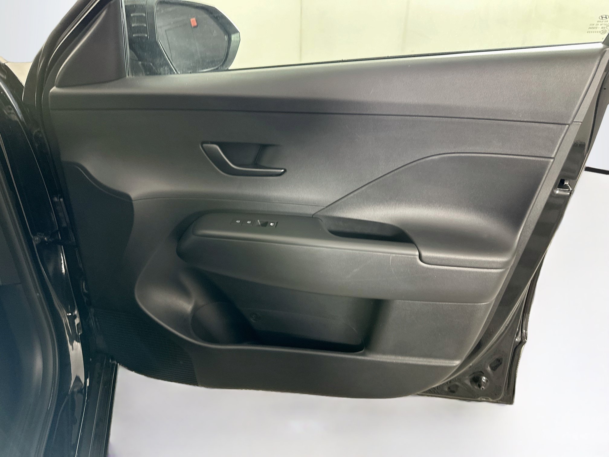 Used 2026 Hyundai Kona SEL Sport FWD image 30