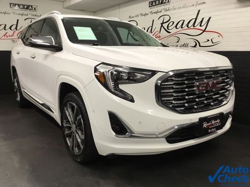 Used 2018 GMC Terrain Denali w/ Advanced Safety Package image 3