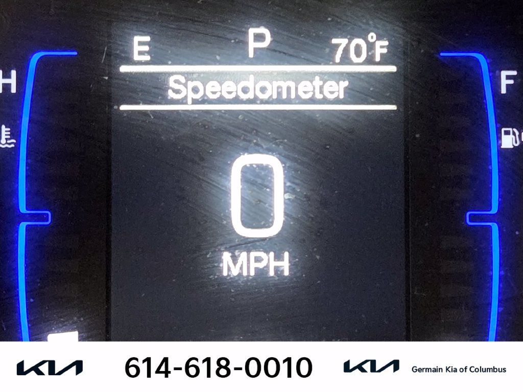 Used 2015 Chrysler 200 Limited FWD image 22
