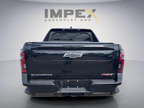 Used 2025 Chevrolet Silverado EV RST AWD/4WD image 3