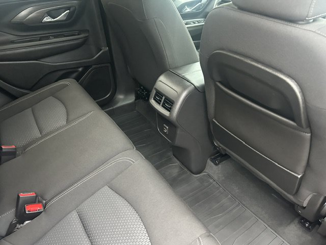 Used 2022 GMC Terrain SLE w/ Driver Convenience Package FWD image 9