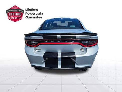 Used 2022 Dodge Charger Scat Pack w/ Plus Group RWD image 8