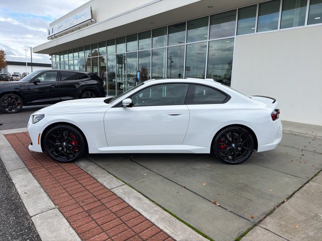 Used 2026 BMW 230i Coupe w/ Premium Package RWD image 3