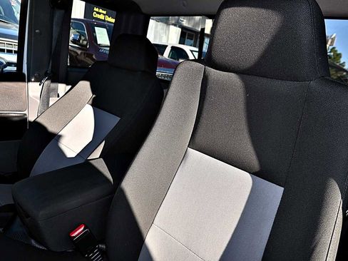 Used 2009 Ford Ranger XLT image 10