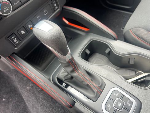 New 2026 Nissan Frontier PRO-4X w/ Pro-4x Convenience Package image 23