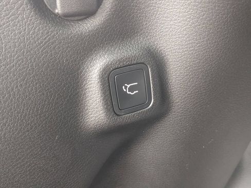 New 2026 Jeep Compass Limited w/ Sun, Sound & Navigation Group AWD/4WD image 31