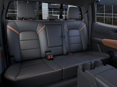 New 2026 GMC Canyon AT4 w/ Technology Plus Package AWD/4WD image 17