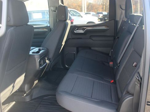 New 2026 GMC Sierra 1500 Elevation image 13