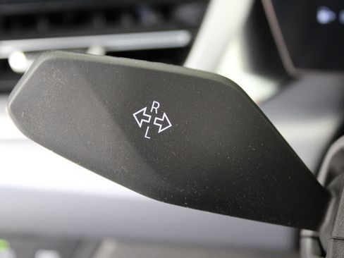 Certified 2025 BMW X1 xDrive28i image 28