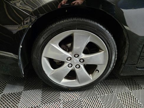 Used 2013 Toyota Prius Three image 28