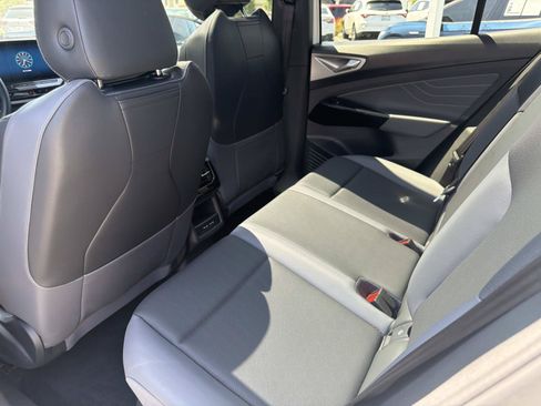 Certified 2023 Volkswagen ID.4 Pro S RWD image 11