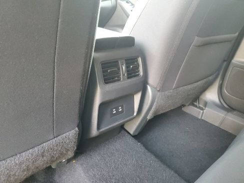 Certified 2025 Nissan Rogue SV AWD/4WD image 15
