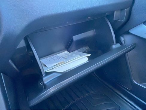 Used 2021 Chevrolet Colorado LT w/ LT Convenience Package image 25