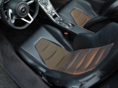 Used 2013 McLaren MP4-12C Spider image 40