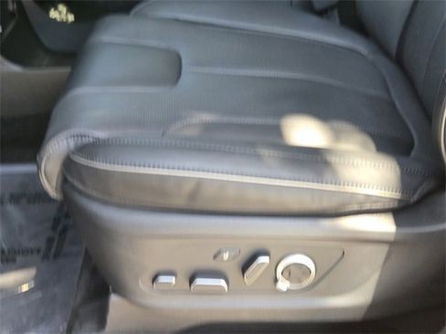 Used 2025 Hyundai Palisade Calligraphy image 15